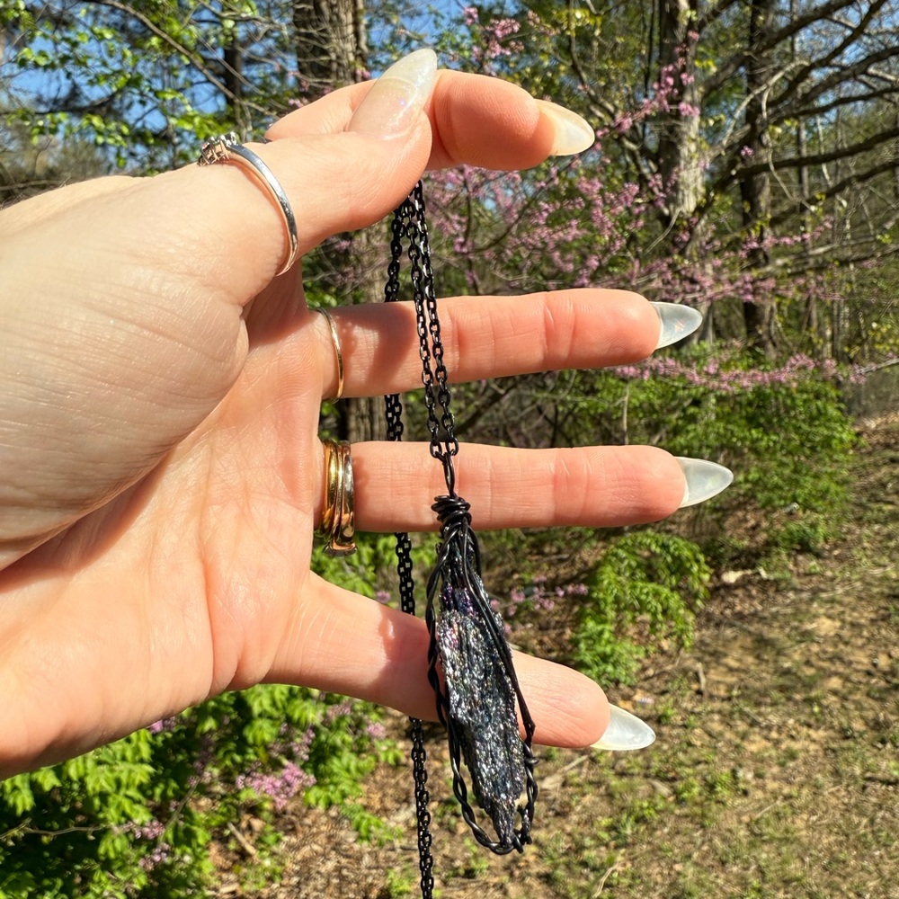 Statement Carbide Stone Necklace - image 2